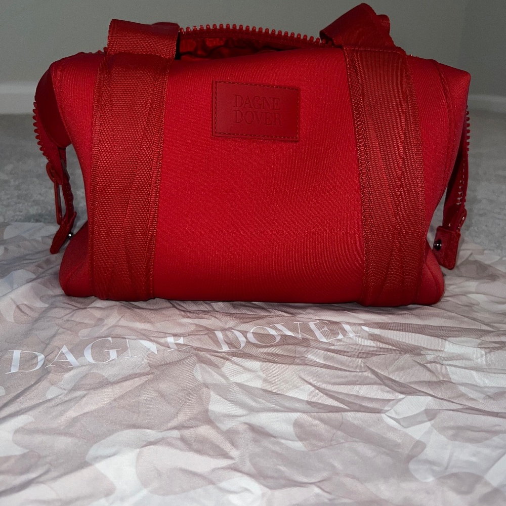 Dagne Dover Small Landon Caryall Red